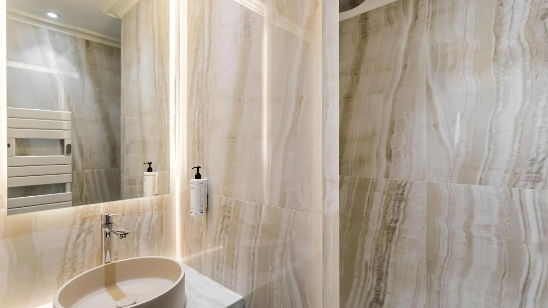 Apartment Merveil - Luxury Suite - Marais - Turbigo II Paris